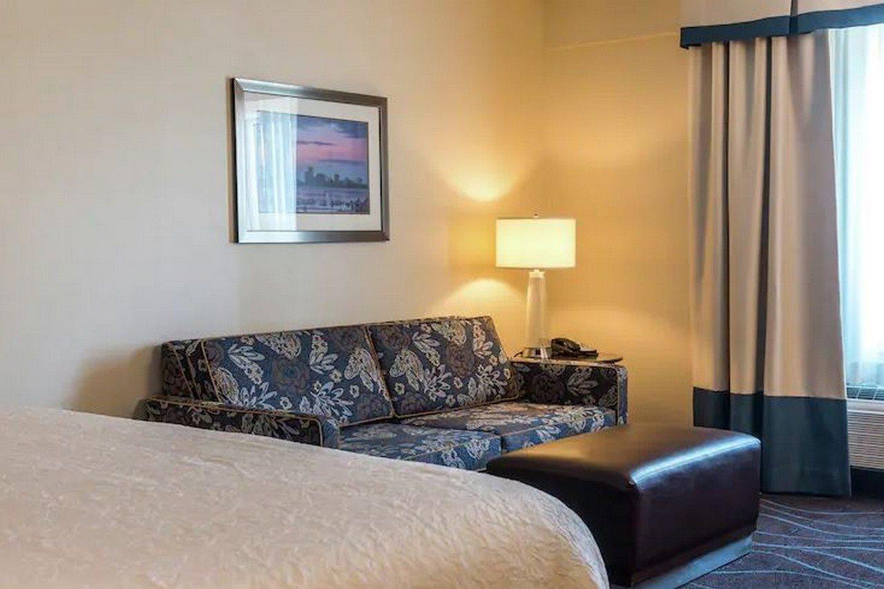 Hampton Inn By Hilton Ottawa Airport Exterior foto